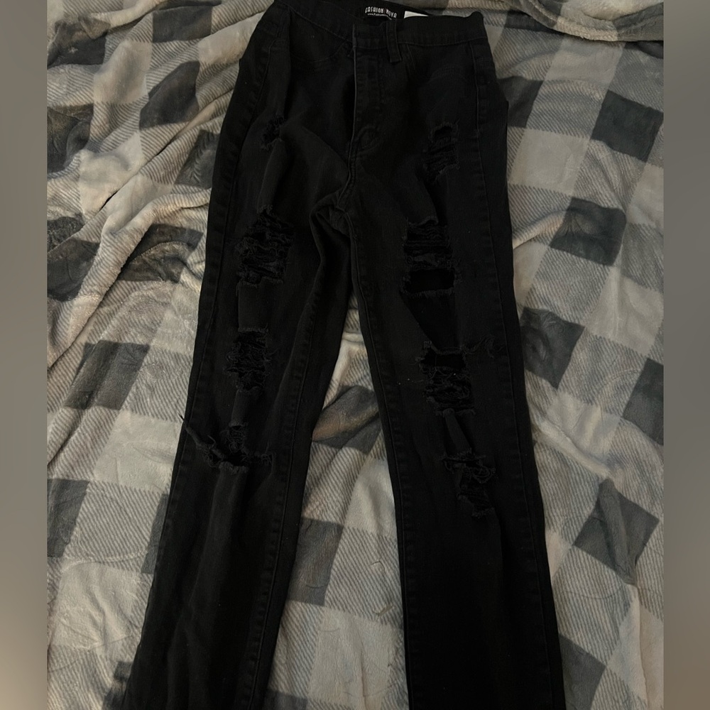 petite skinny black ripped jeans